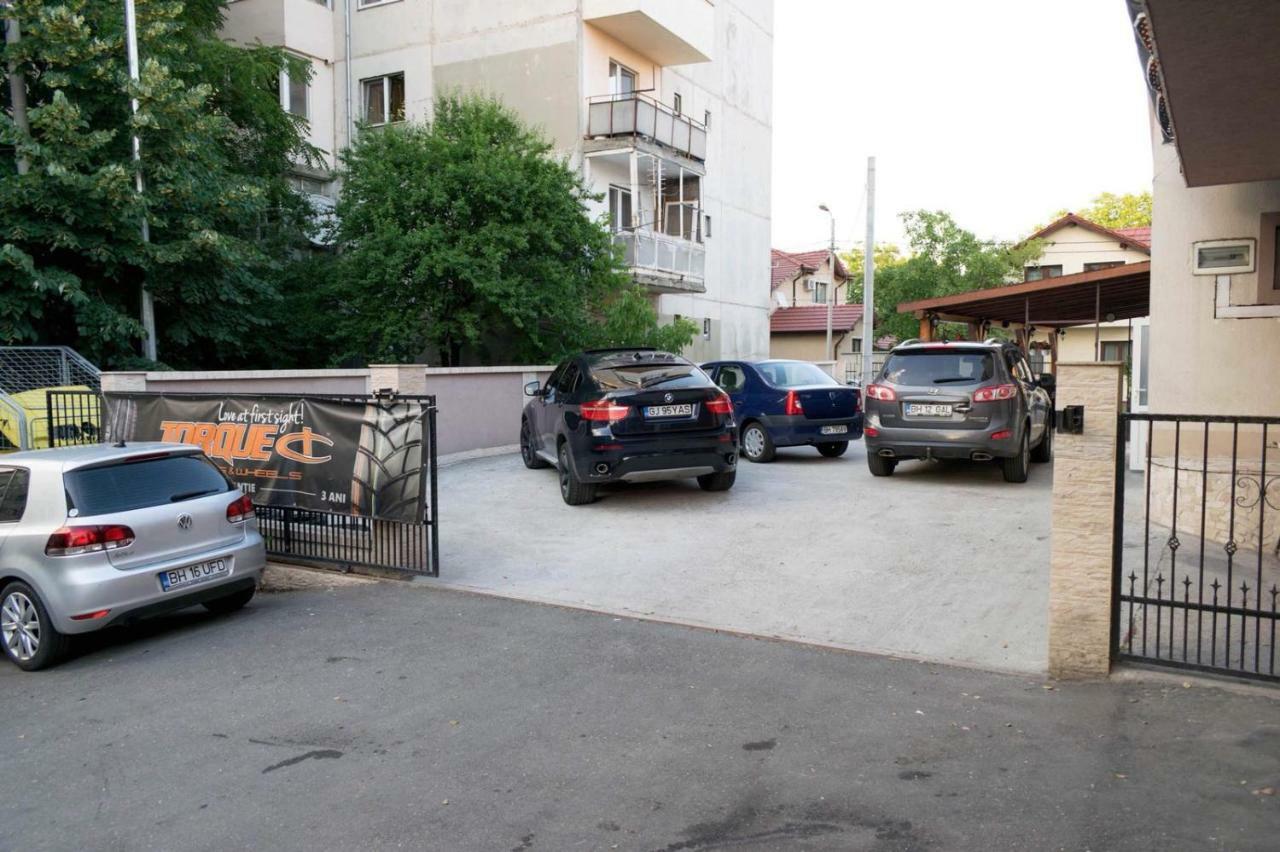 Penthouse De Lux Appartamento Gran Varadino Esterno foto